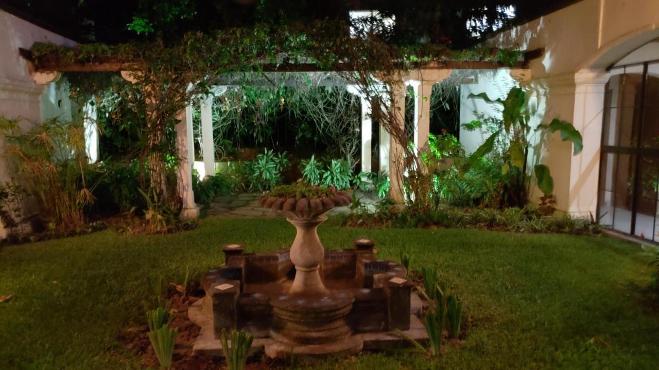 Domus Hotel سان سلفادور المظهر الخارجي الصورة